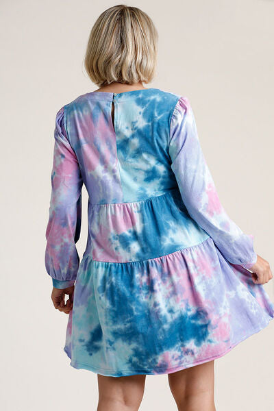 Robe trapèze étagée à manches longues et col rond tie-dye grande taille Umgee