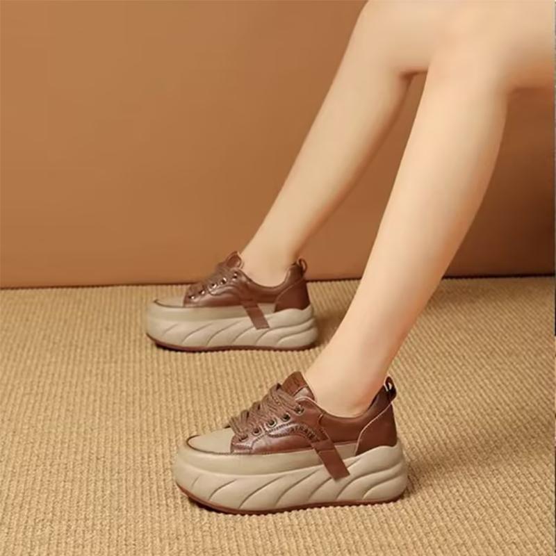 Chaussures décontractées pour femmes à semelle compensée en cuir